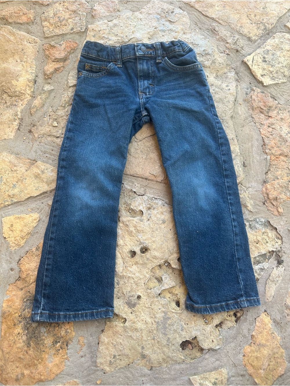 Wrangler Kids Classic Straight Jeans Size 4 Regular Dark Wash